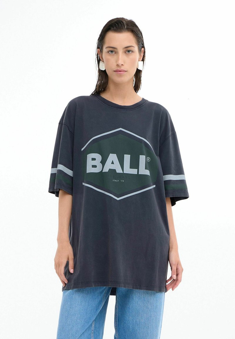 BALL BANOEMI - Apdrukāts T-krekls - black iris