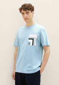 TOM TAILOR DENIM T-shirt med print - washed out middle blue