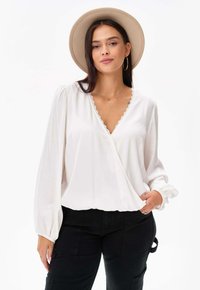blue shadow DARCY - Blouse - ecru