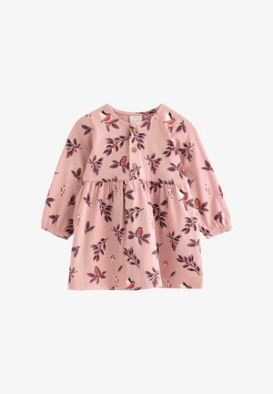 Rosa Baumwollkleid mit langen Ärmeln, das einen knopfartigen Oberkörper und eine geraffte Taille aufweist. Das Design beinhaltet Vogel- und Blattmuster in dunkleren Farben.