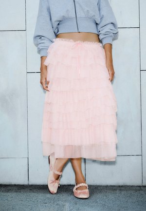 Bershka, LAYERED TULLE MIDI SKIRT - Jupe trapèze - coral