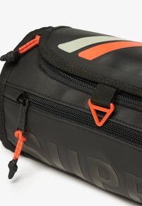 Superdry & Co TARP - Bolsa de viaje - black