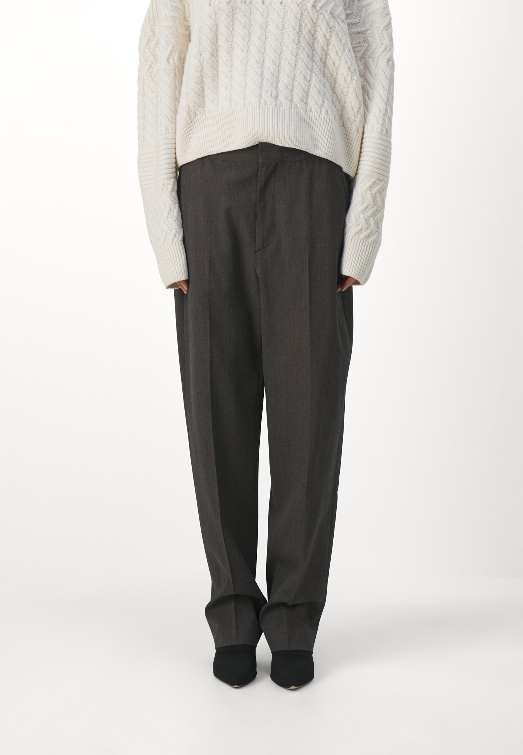 パンツ FILIPPA K RELAXED TAILORED TROUSERS Filippa K RELAXED TAILORED TROUSERS - Trousers - dark oak