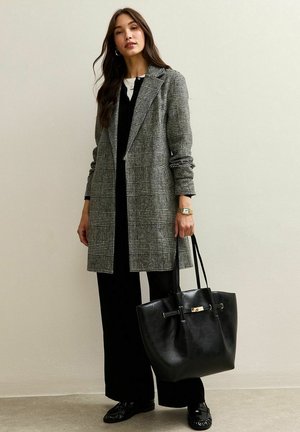CHECK COLLARED  - Cappotto corto - black pattern