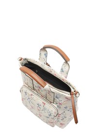 Torebka w kwiatowy wzór na białym tle, z brązowymi skórzanymi elementami, górnymi uchwytami oraz zapinana na suwak główna komora z przednią kieszenią.
