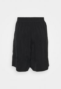 Černé kraťasy s elastickým pasem, vyrobené z hladkého materiálu. Mají uvolněný střih a rovný nohavicový design. Žádné viditelné kapsy.