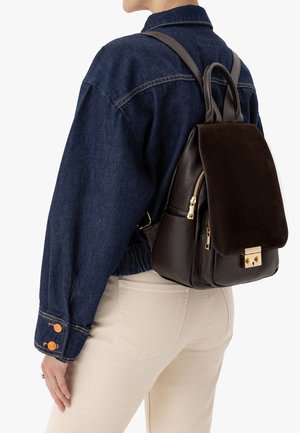 RYŁKO Mochila - brown