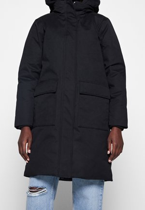 Abrigo de invierno - black