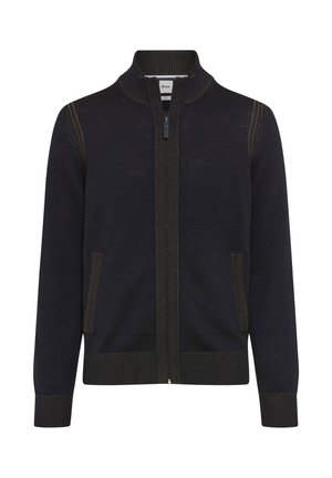 Cardigan zip-up di un blu navy scuro con colletto, polsini e orlo a coste. Presenta due tasche frontali e dettagli in tessuto strutturato sulle spalle. Tessuto lavorato a maglia.