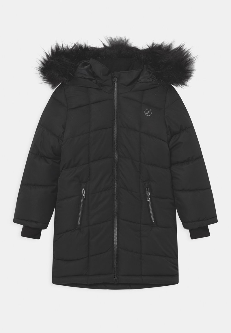 Manteau matelassé noir avec capuche en fausse fourrure, fermeture éclair et deux poches avant zippées. Présente un design matelassé et des poignets élastiques.