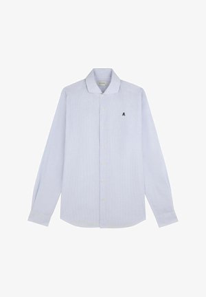 Helles blaues Hemd mit langen Ärmeln, klassischem Kragen und einem kleinen schwarzen Totenkopf-Logo auf der linken Brust, aus Baumwollstoff hergestellt.