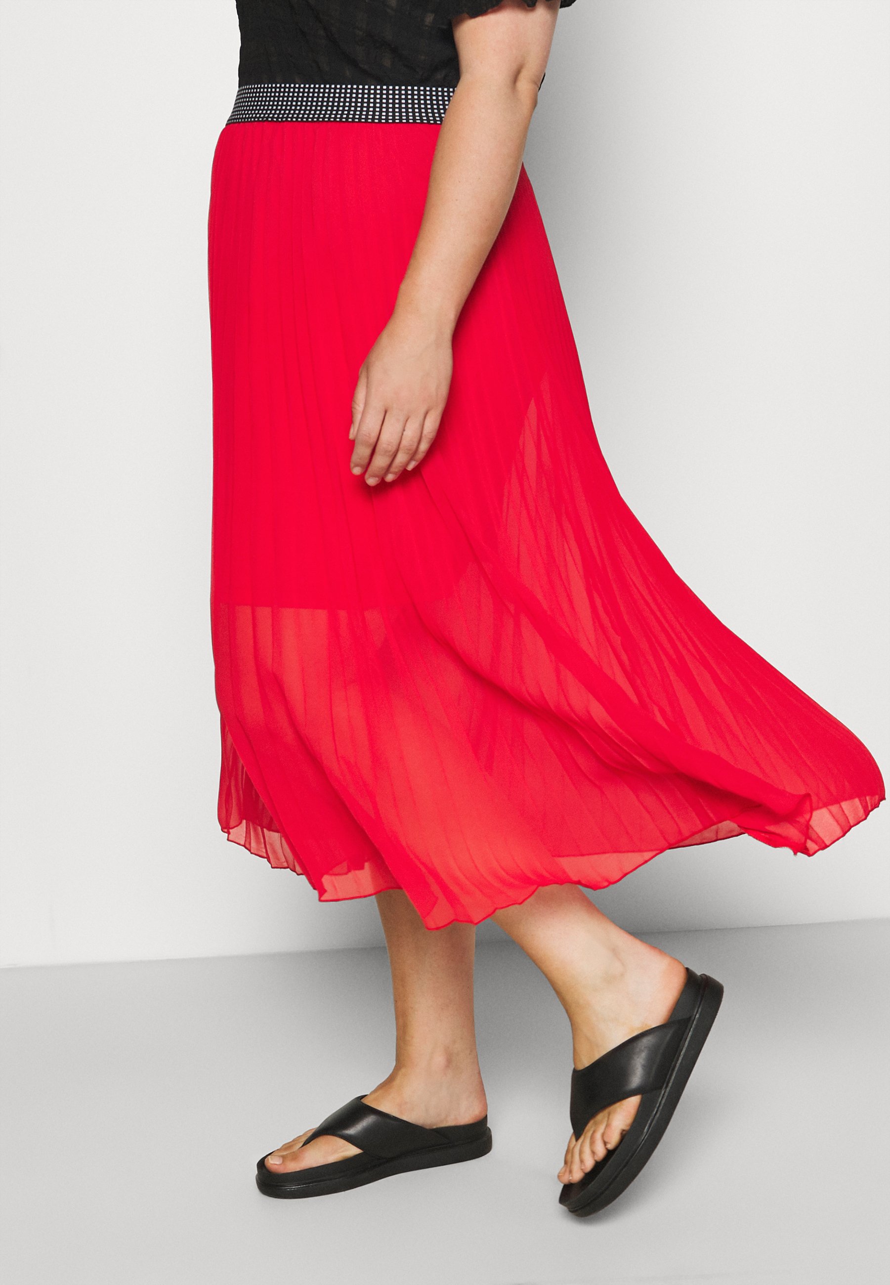 simply red midi