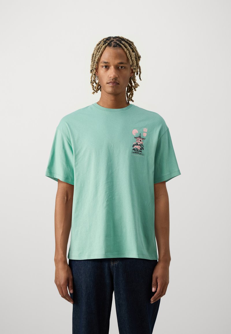Jack & Jones JORYAMADERA TEE CREW NECK UNISEX - Trükipildiga T-särk - crème de menthe