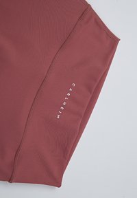 Carlheim Tajice-hlače - berry