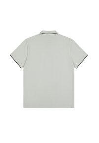 Koszulka polo w jasnoszarym materiale z krótkim rękawem. Charakteryzuje się jednolitym wzorem oraz czarnym wykończeniem wokół kołnierza i krawędzi rękawów.