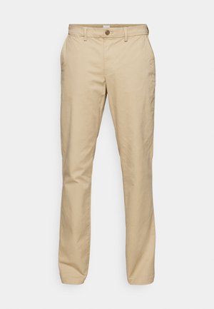 ESSENTIAL STRAIGHT FIT - Chinos - iconic khaki