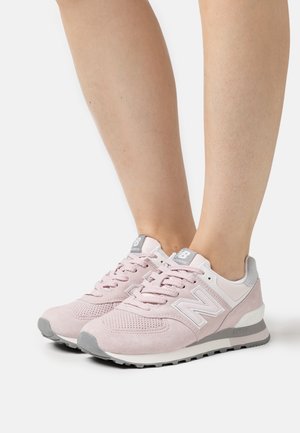 New Balance, Baskets basses - light pink