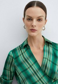 Mango Rochie tip cămașă - green