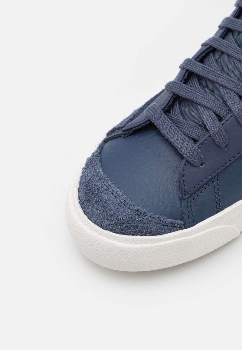 Nike blazer mid 77 azul marino Clearance