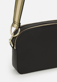 Ted Baker DARCELO - Bandolera - black