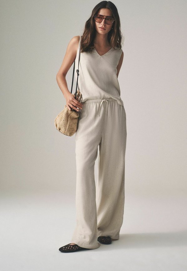 REGULAR FIT - 3 PACK V-NECK - Top