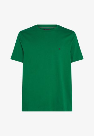 Groen katoenen t-shirt met een ronde hals, korte mouwen en een klein logo op de linkerborst. Gladde textuur en losse pasvorm.