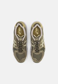 ASICS SportStyle GEL-KAYANO 14 UNISEX - Sapatilhas - mantle green/oyster grey