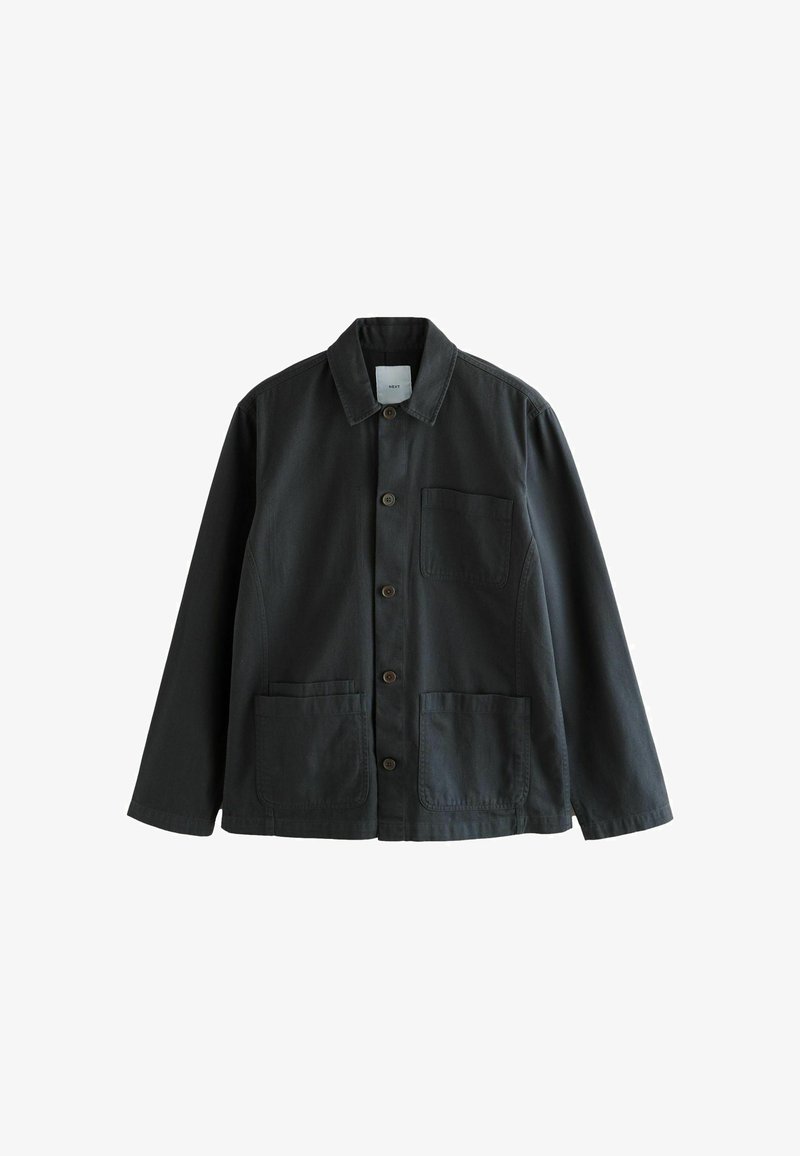 Giacca casual verde scuro in cotone, con chiusura a bottoni, colletto a punta, due tasche frontali e una tasca sul petto.