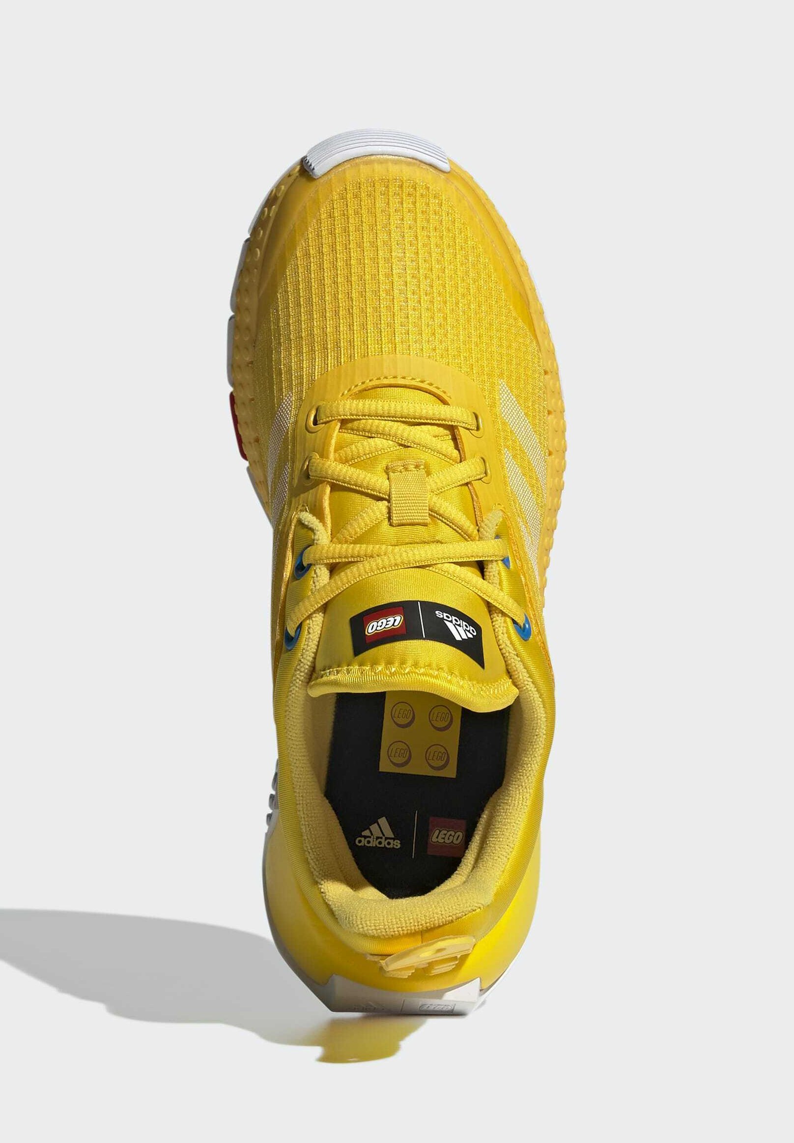 adidas yellow sports shoes