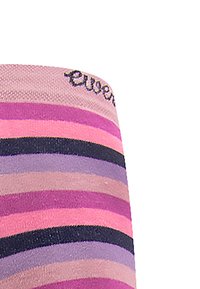 Gestreifte knielange Socken in Pink, Lila und Dunkelblau, aus einem weichen, dehnbaren Material mit Strickstruktur und Logo-Detail.