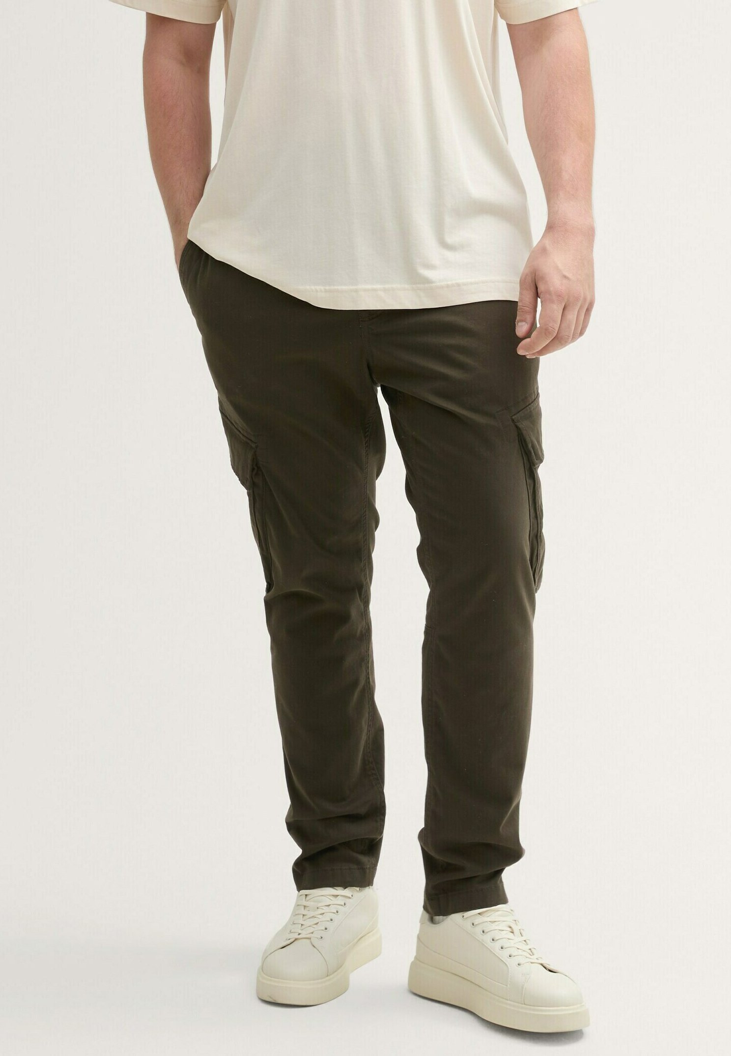 Pantalon Cargo Bébé Garçon S.Oliver - 95% Coton, 5% élasthanne - Coupe Confortable - Lavage Machine - 13
