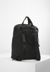 Kipling KAZUKI BE UN - Zaino - rich black