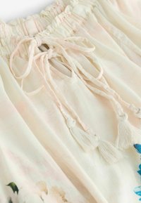 Next REGULAR FIT - SHORT SLEEVE BARDOT  - Blůza - cream floral placement print