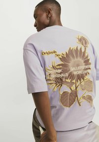 Jack & Jones Triko s potiskem - cosmic sky