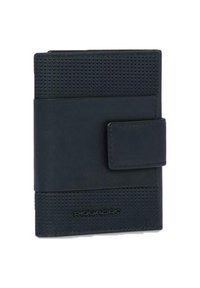 Zwarte portemonnee met een textuur bovenaan en een glad leren onderste gedeelte, beveiligd met een bijpassende leren riem. Logo is gegraveerd.