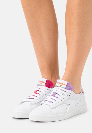 GAME CHROME FLUO - Tenisky - optical white