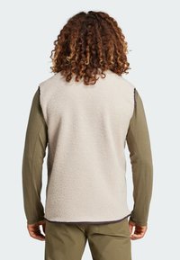 Adidas Terrex XPLORIC HIGH PILE FLEECE - Weste - beige