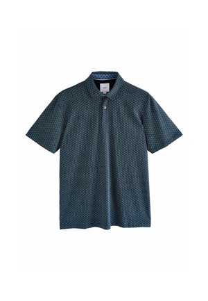 Tricou polo cu mâneci scurte, de culoare teal închis, cu un model geometric. Are guler și fante cu două nasturi. Confecționat dintr-un material neted.