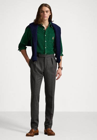 Polo Ralph Lauren CUSTOM FIT POLO BEAR CORDUROY SHIRT - Krekls - new forest