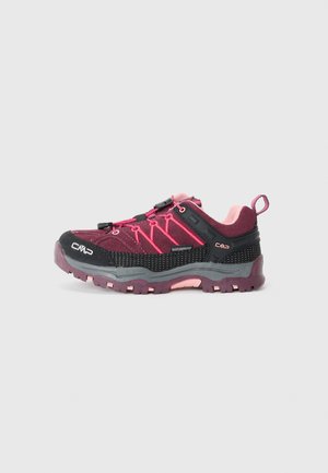 UNISEX - Zapatillas de senderismo - prugna/peach