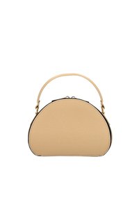 Bolso de cuero beige con forma redondeada, acento negro en la base, cierre de cremallera en la parte superior y asa detachable. Acabado texturizado.