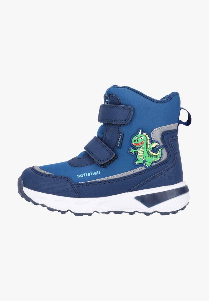 Botte softshell bleue avec deux sangles velcro, patch de dragon vert, surface texturée et semelle extérieure blanche. Présente un accent noir au niveau du talon.