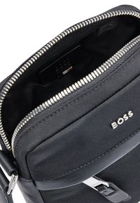 BOSS HIGHWAY ZIP - Rankinė per petį - black