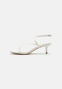 Non sélectionné, white