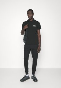 Thumbnail Image 2