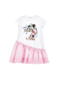 Biała sukienka z krótkim rękawem z różową falbaną, z nadrukiem postaci z kreskówki trzymającej kwiaty oraz niebieskimi akcentami w kształcie gwiazd.