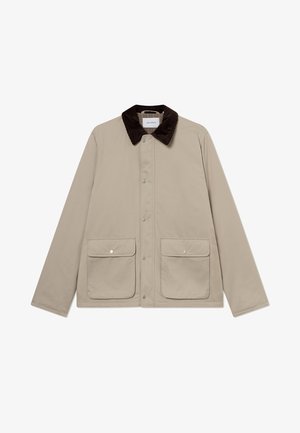 Beige ytterjakke med brun kordfløyelskrage, trykknap-lukking og to framlommer. Glatt tekstur og uformell design.