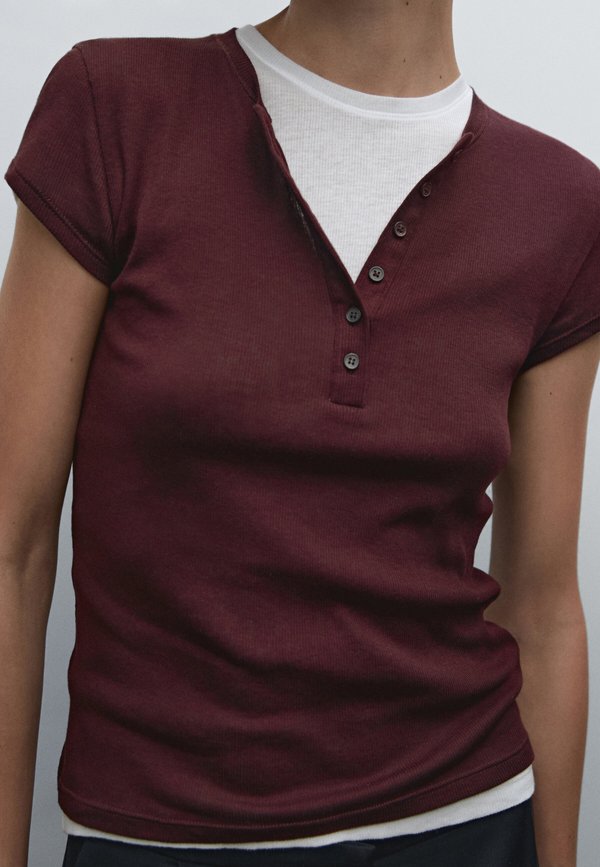 DOUBLE-LAYER HENLEY - Basic T-shirt - mottled bordeaux4