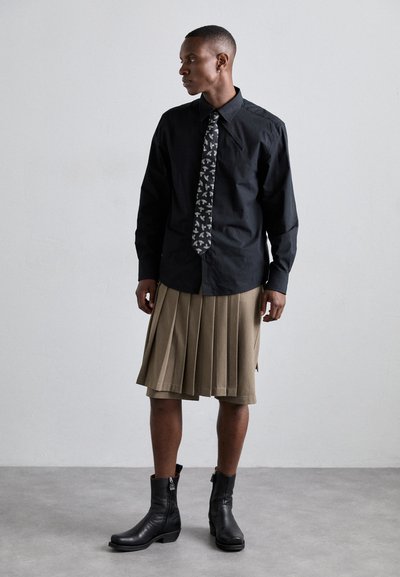 Vivienne Westwood TIE UNISEX - Slips - black