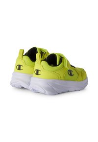 Neon-gelbe Sportsneaker mit einem Obermaterial aus Mesh und Synthetik, weißer gepolsterter Sohle und schwarzen Akzenten. Verfügt über eine Zuglasche an der Ferse.